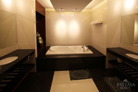 Condominio de 3 dormitorios en Pattaya, Tailandia № 23497 - foto 8