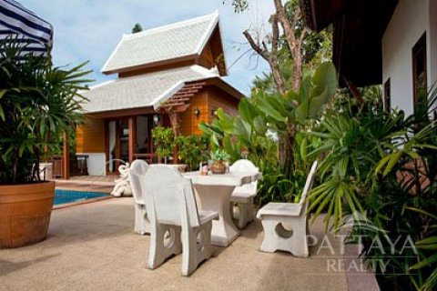 Casa de 2 dormitorios en Pattaya, Tailandia № 23809 - foto 7