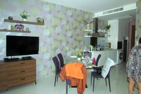 Condominio de 2 dormitorios en Pattaya, Tailandia № 24350 - foto 5