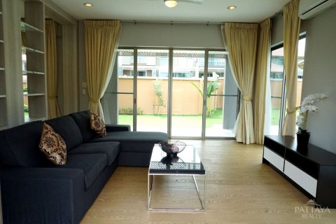 Casa de 4 dormitorios en Pattaya, Tailandia № 20794 - foto 9