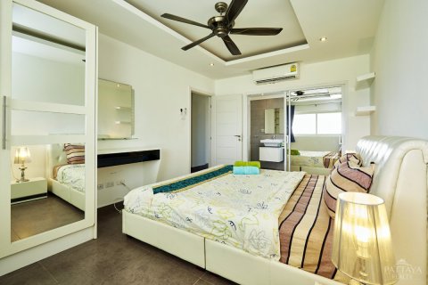 Condominio de 1 dormitorio en Pattaya, Tailandia № 20488 - foto 12