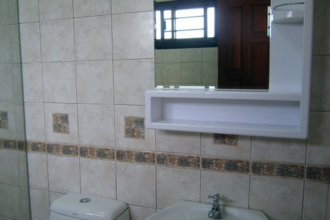 Casa de 5 dormitorios en Pattaya, Tailandia № 20286 - foto 23