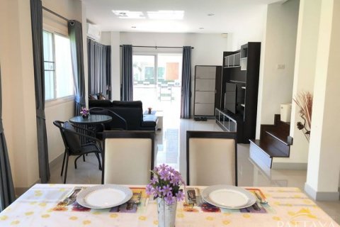 Casa de 3 dormitorios en Pattaya, Tailandia № 21686 - foto 4