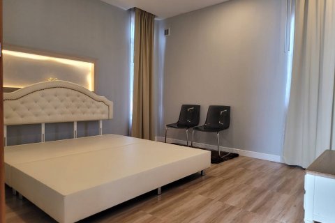 Casa de 5 dormitorios en Pattaya, Tailandia № 22389 - foto 9
