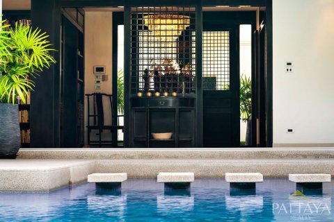 Casa de 8 dormitorios en Pattaya, Tailandia № 21529 - foto 5