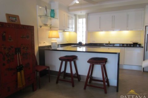 Condominio de 1 dormitorio en Jomtien Beach, Pattaya, Tailandia № 21379 - foto 5