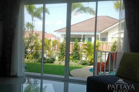 Casa de 2 dormitorios en Pattaya, Tailandia № 24464 - foto 15