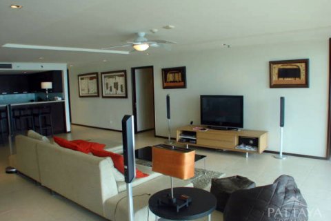 Condominio de 3 dormitorios en Pattaya, Tailandia № 22955 - foto 3