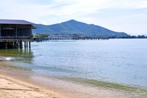 Casa de 5 dormitorios en Pattaya, Tailandia № 20261