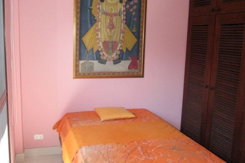 Casa de 3 dormitorios en Jomtien Beach, Pattaya, Tailandia № 23281 - foto 17
