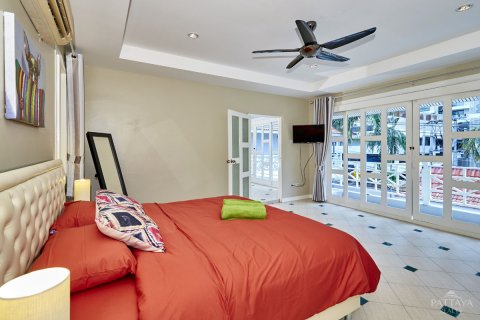 Casa de 5 dormitorios en Pattaya, Tailandia № 23055 - foto 6
