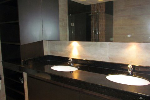 Condominio de 2 dormitorios en Jomtien Beach, Pattaya, Tailandia № 23335 - foto 12