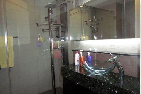 Condominio de 2 dormitorios en Pattaya, Tailandia № 20125 - foto 11