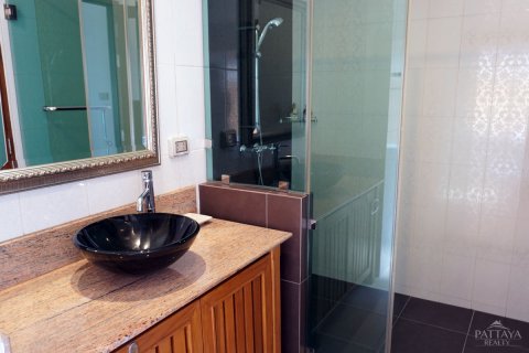 Casa de 6 dormitorios en Pattaya, Tailandia № 20788 - foto 14