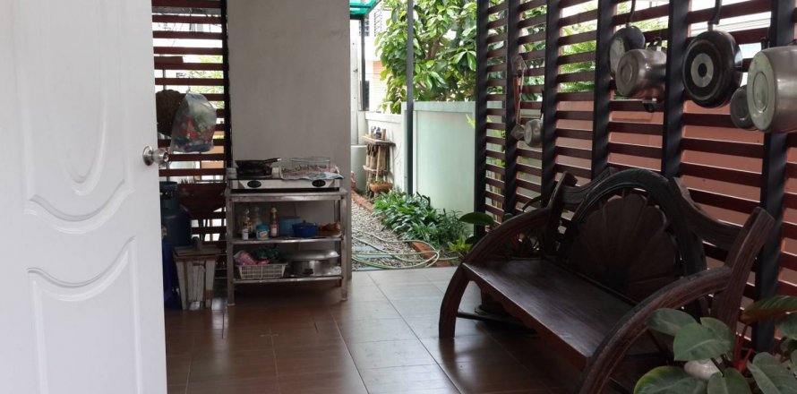 Casa de 3 dormitorios en Pattaya, Tailandia № 22071