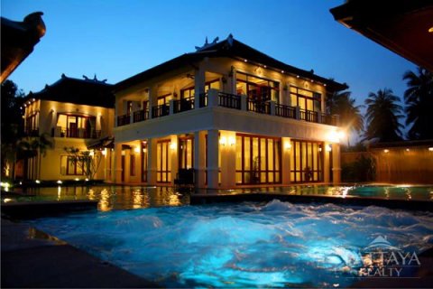 Casa de 5 dormitorios en Pattaya, Tailandia № 23657 - foto 18