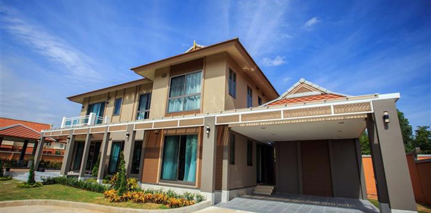 Casa de 5 dormitorios en Pattaya, Tailandia № 20174