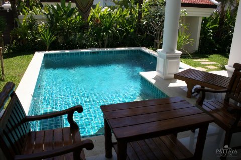 Casa de 3 dormitorios en Pattaya, Tailandia № 22839 - foto 7