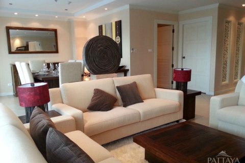 Condominio de 3 dormitorios en Jomtien Beach, Pattaya, Tailandia № 23500 - foto 3