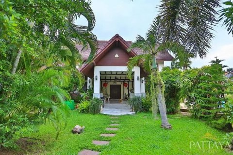Casa de 4 dormitorios en Pattaya, Tailandia № 21374 - foto 3
