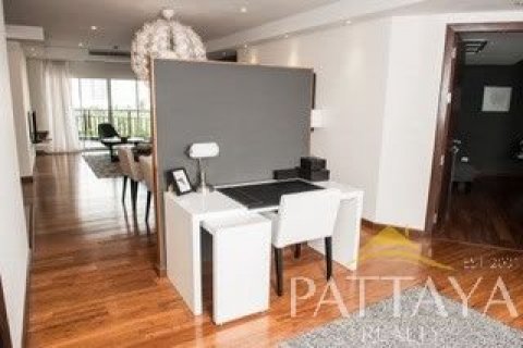 Condominio de 2 dormitorios en Pattaya, Tailandia № 21606 - foto 5