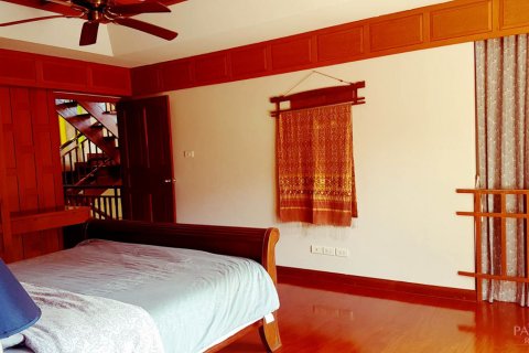 Casa de 5 dormitorios en Pattaya, Tailandia № 20733 - foto 9