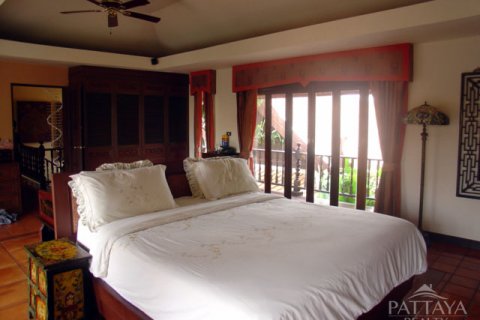 Casa de 2 dormitorios en Jomtien Beach, Pattaya, Tailandia № 22638 - foto 16