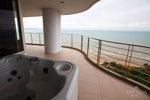 Condominio de 3 dormitorios en Pattaya, Tailandia № 23497 - foto 14