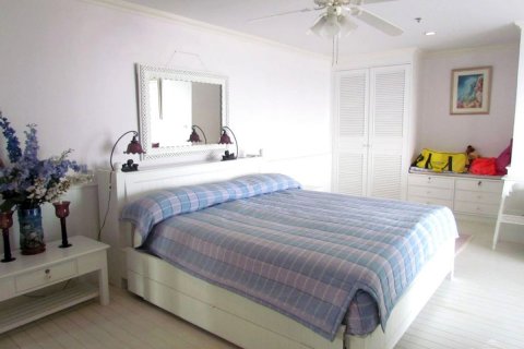 Condominio de 4 dormitorios en Pattaya, Tailandia № 20072 - foto 17