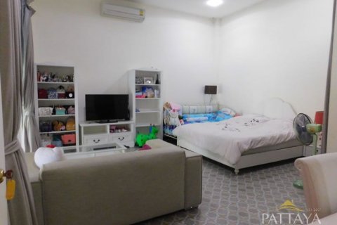 Casa de 3 dormitorios en Pattaya, Tailandia № 21237 - foto 8