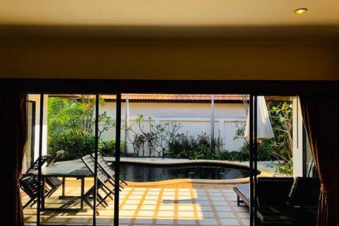 Casa de 2 dormitorios en Jomtien Beach, Pattaya, Tailandia № 21864 - foto 14