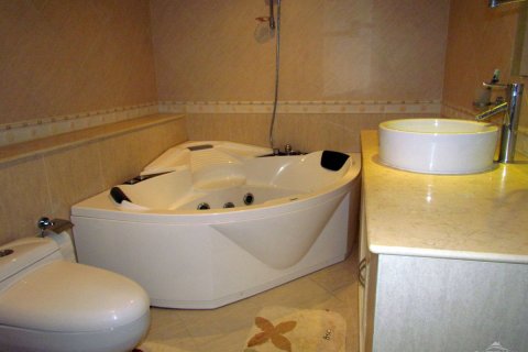 Condominio de 1 dormitorio en Pattaya, Tailandia № 23725 - foto 2