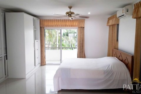 Casa de 5 dormitorios en Pattaya, Tailandia № 21319 - foto 8