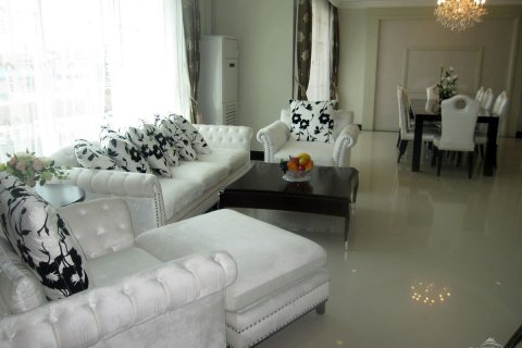 Condominio de 3 dormitorios en Pattaya, Tailandia № 22945 - foto 15