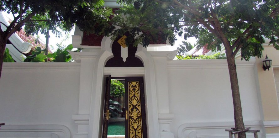Casa de 3 dormitorios en Pattaya, Tailandia № 24373