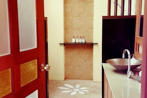 Casa de 5 dormitorios en Pattaya, Tailandia № 20733 - foto 7