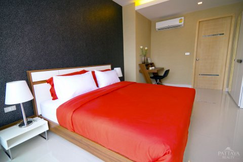 Condominio de 1 dormitorio en Jomtien Beach, Pattaya, Tailandia № 23842 - foto 2