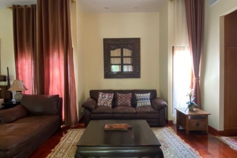 Casa de 2 dormitorios en Jomtien Beach, Pattaya, Tailandia № 22321 - foto 4