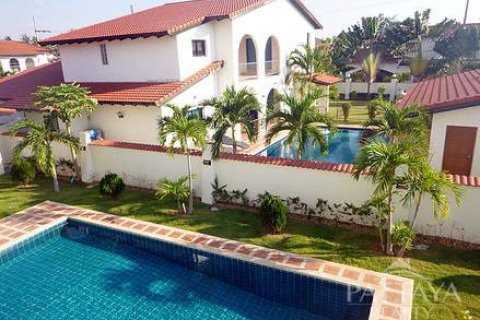 Casa de 5 dormitorios en Pattaya, Tailandia № 19861 - foto 6