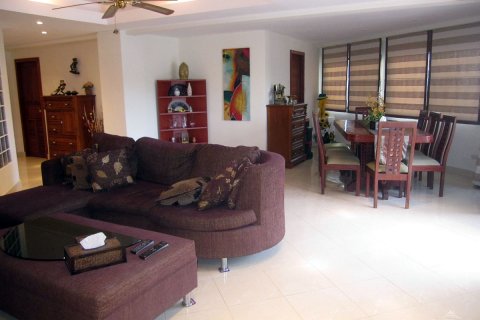 Condominio de 2 dormitorios en Pattaya, Tailandia № 23299 - foto 9