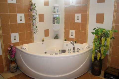 Casa de 3 dormitorios en Pattaya, Tailandia № 23037 - foto 13