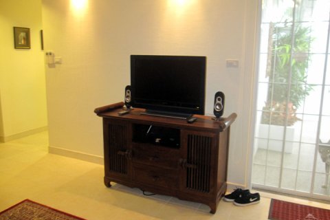 Casa de 3 dormitorios en Pattaya, Tailandia № 22996 - foto 5