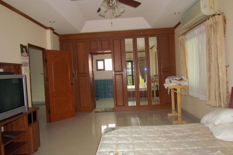 Casa de 3 dormitorios en Jomtien Beach, Pattaya, Tailandia № 20138 - foto 3