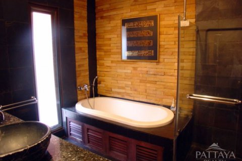 Casa de 2 dormitorios en Jomtien Beach, Pattaya, Tailandia № 22638 - foto 24