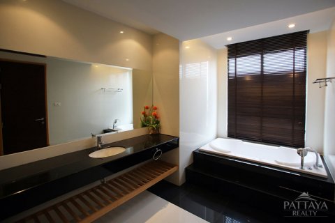 Condominio de 2 dormitorios en Pattaya, Tailandia № 23314 - foto 12