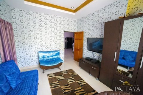 Casa de 3 dormitorios en Pattaya, Tailandia № 21306 - foto 14