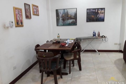 Casa de 3 dormitorios en Pattaya, Tailandia № 21584 - foto 10
