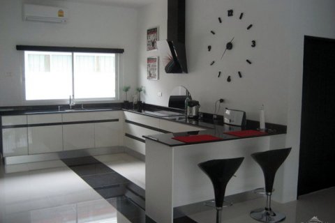 Casa de 3 dormitorios en Pattaya, Tailandia № 23612 - foto 18