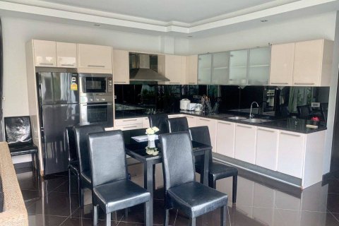Casa de 3 dormitorios en Jomtien Beach, Pattaya, Tailandia № 21987 - foto 2