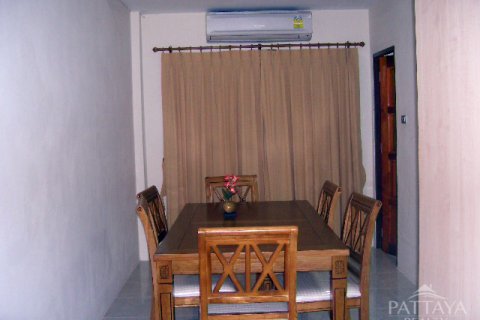 Casa de 2 dormitorios en Pattaya, Tailandia № 23333 - foto 3